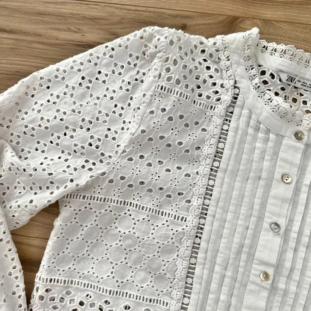 ZARA | White Lace Eyelet Button Up Balloon Sleeve‎ Blouse | Size Large